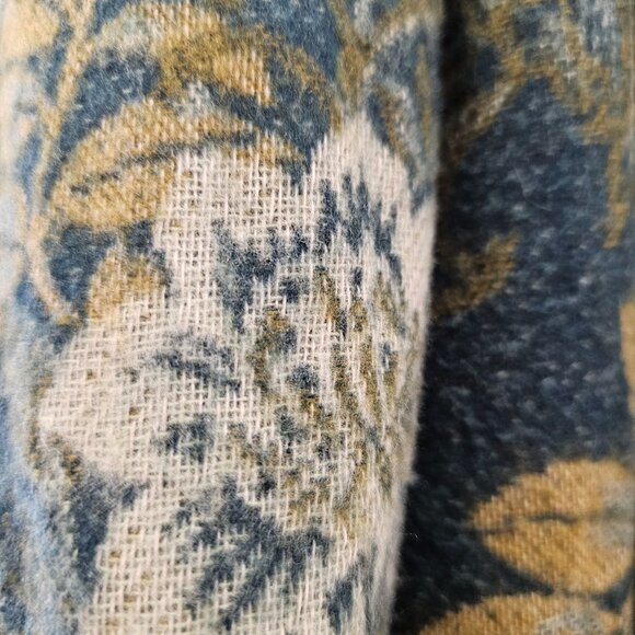 Vintage 1990s Cashmink Scarf With Floral & Leaf Pattern - Picture 7 of 8